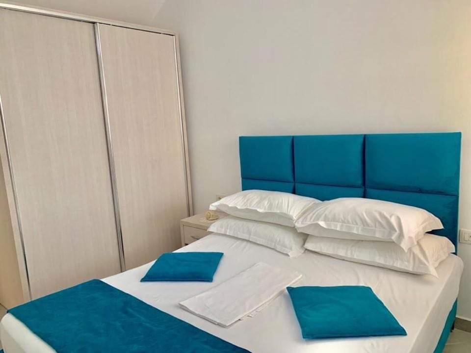 Bellavista Apartments Bougainville Bay Sarande Bagian luar foto