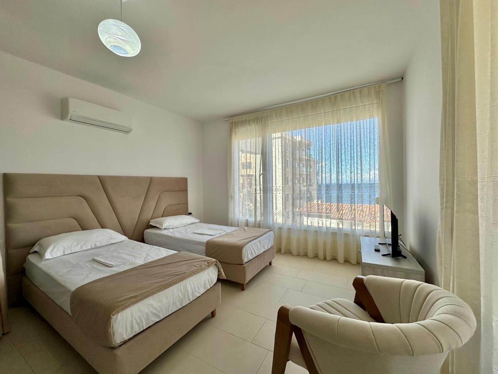 Bellavista Apartments Bougainville Bay Sarande Bagian luar foto