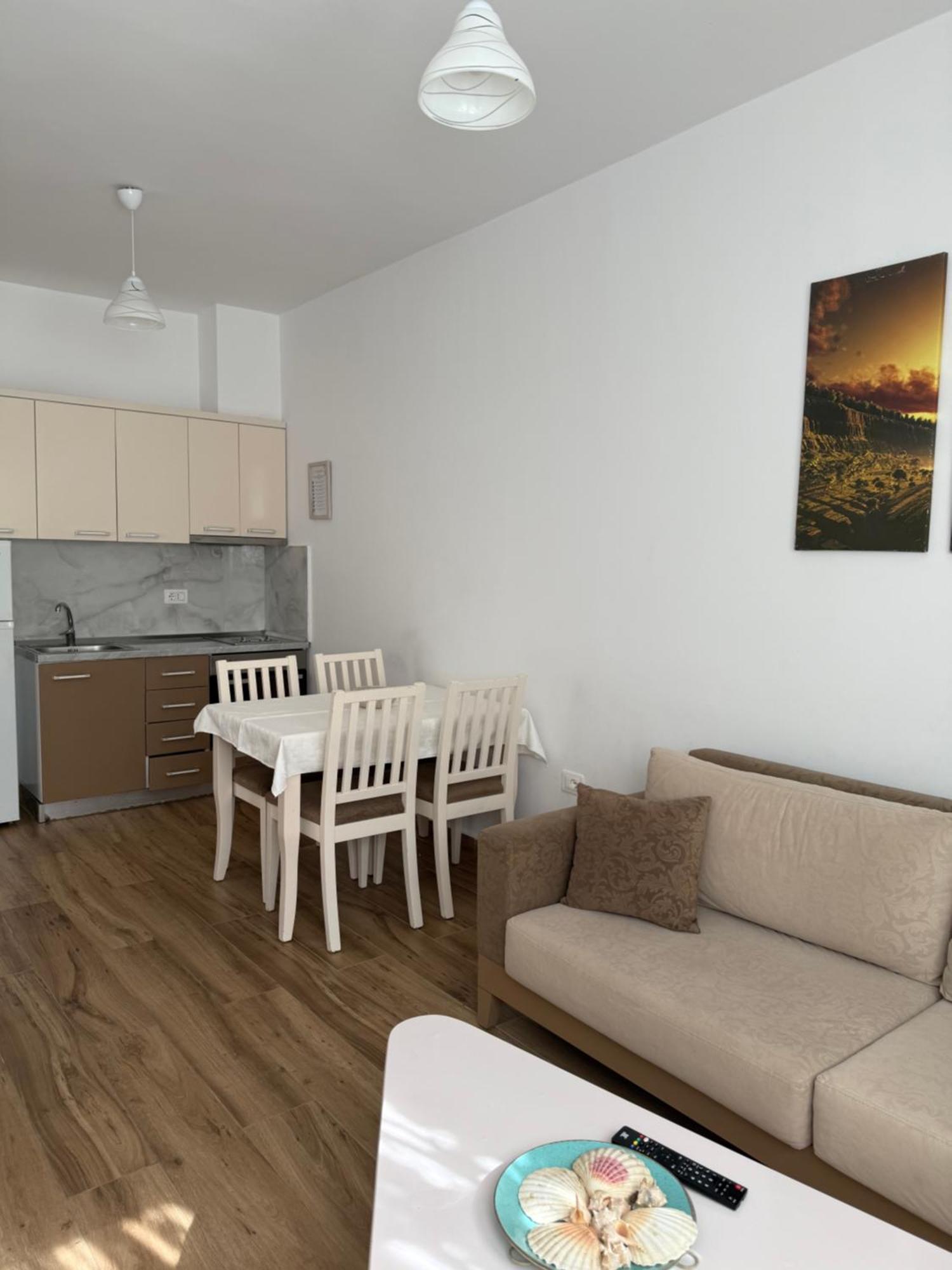 Bellavista Apartments Bougainville Bay Sarande Bagian luar foto