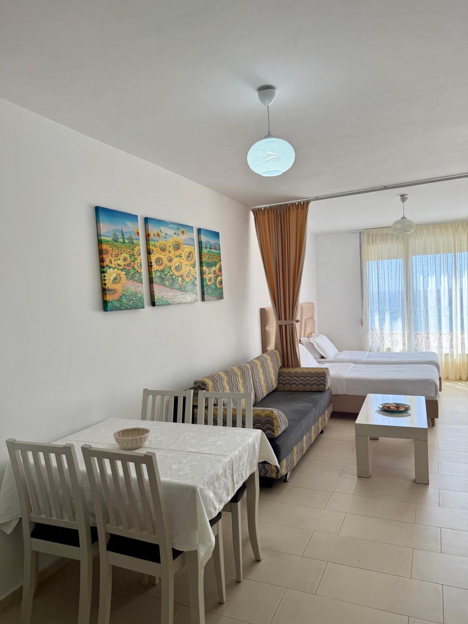 Bellavista Apartments Bougainville Bay Sarande Bagian luar foto