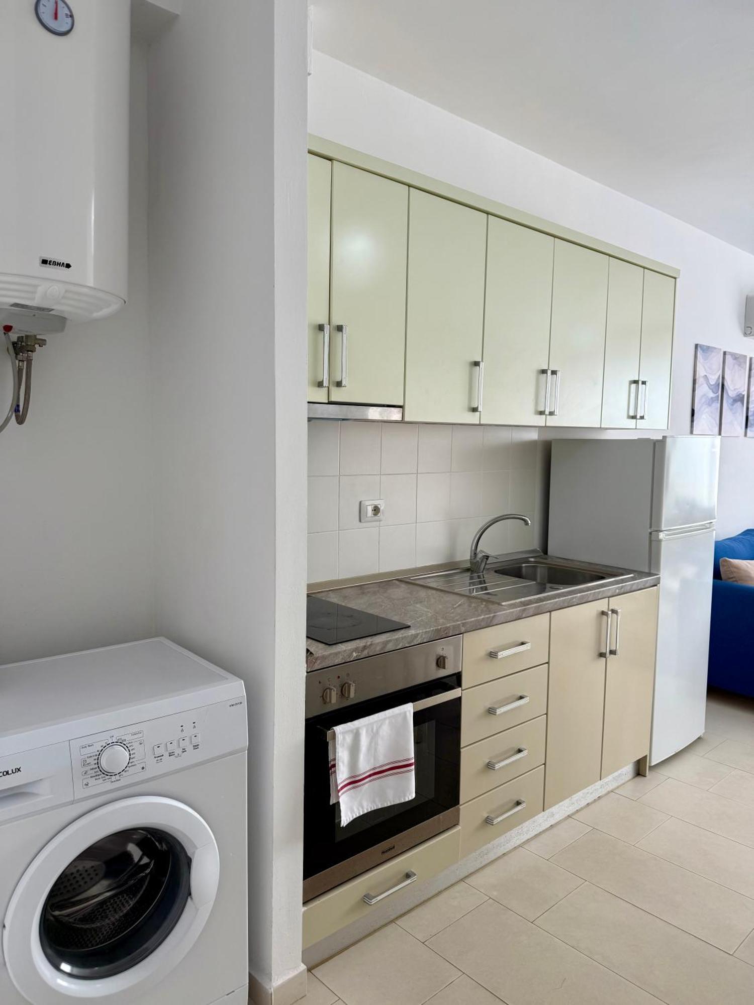 Bellavista Apartments Bougainville Bay Sarande Bagian luar foto
