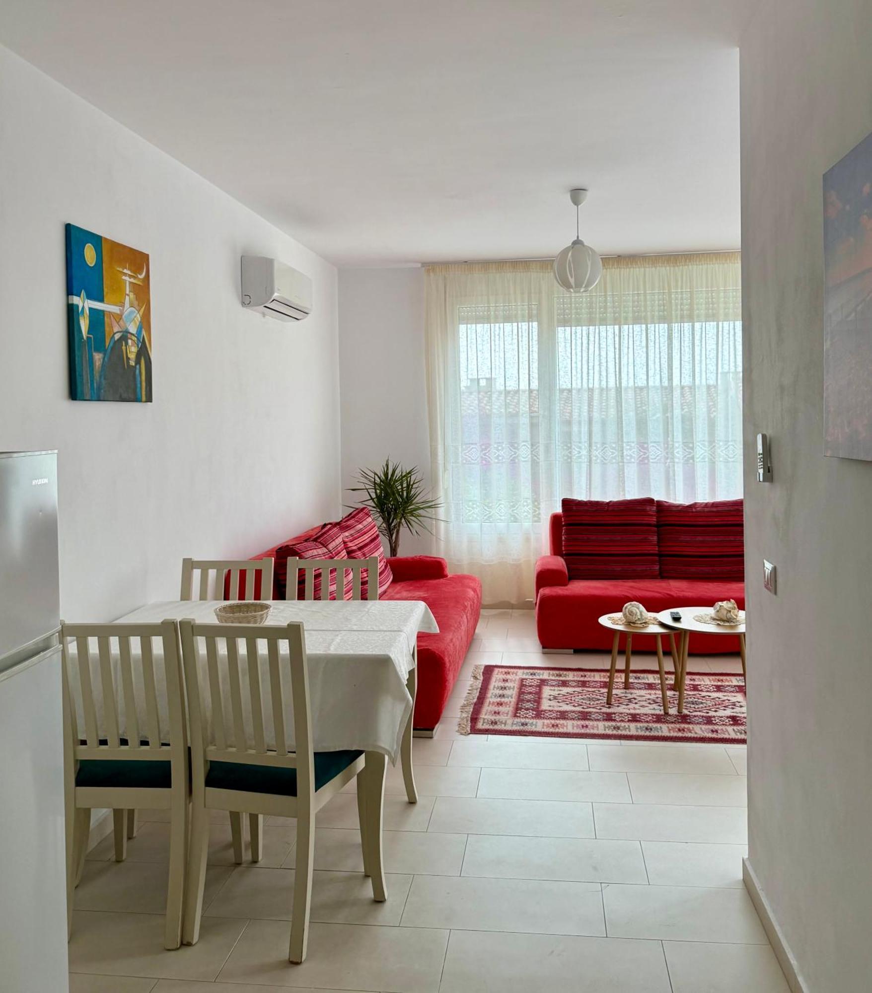 Bellavista Apartments Bougainville Bay Sarande Bagian luar foto