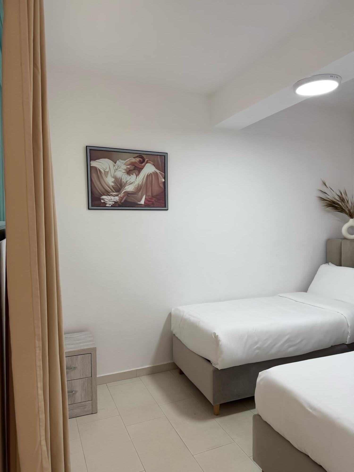 Bellavista Apartments Bougainville Bay Sarande Bagian luar foto