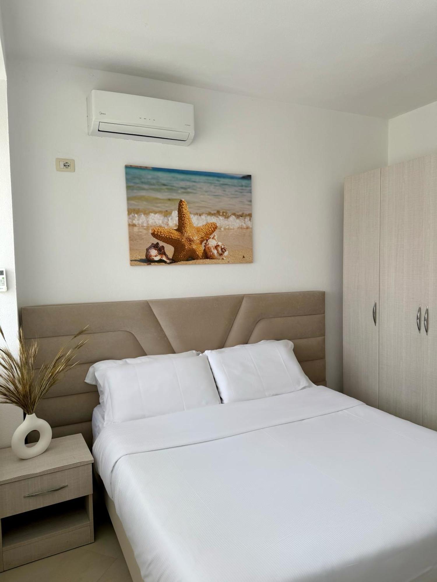 Bellavista Apartments Bougainville Bay Sarande Bagian luar foto
